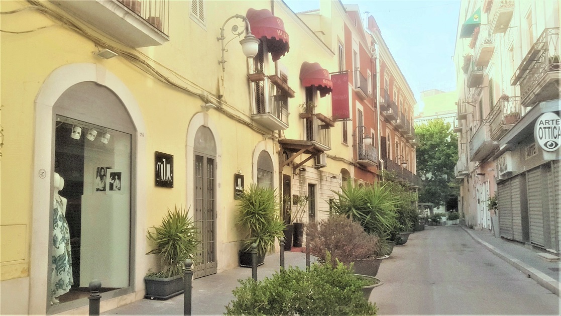 Via S. Altamura adiac. Corso Vittorio Emanuele II